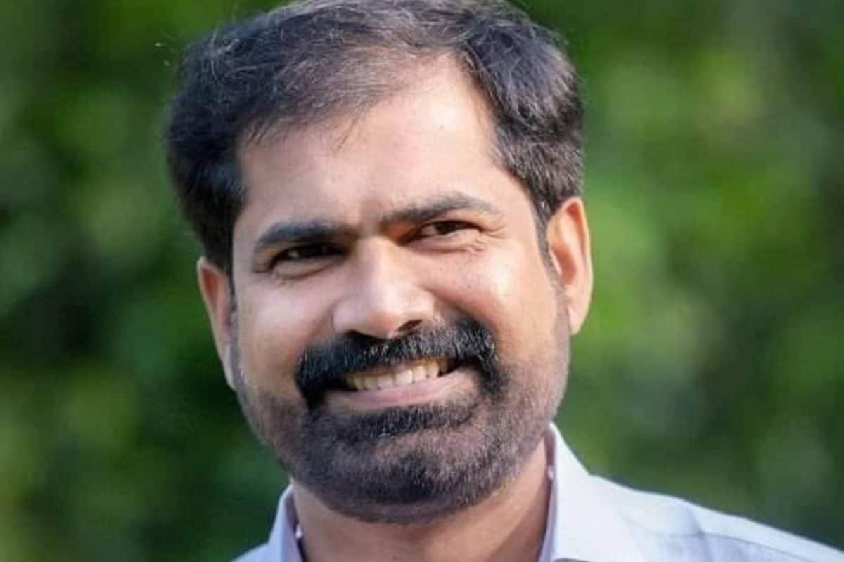 കൈക്കൂലി ആവശ്യപ്പെട്ടെന്ന പരാതിയിൽ സനീഷ് കുമാര് ജോസഫ് എംഎല്എയ്ക്കെതിരെ കേസെടുക്കാന് കോടതി ഉത്തരവ്