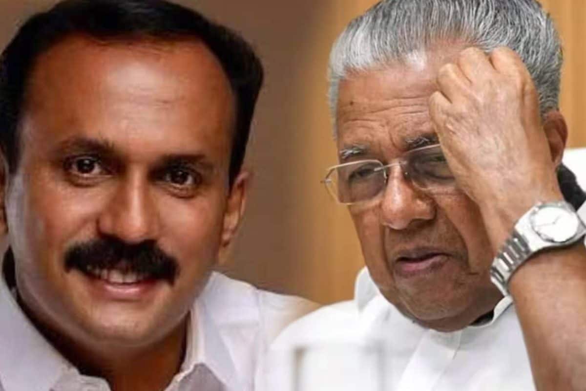 'തീരദേശത്തെ കൊള്ളയടിക്കാൻ ഒത്താശചെയ്തതിന്റെ പ്രതിഫലം' പിണറായി വിജയൻ രാജിവെക്കണമെന്ന് ഷോൺ ജോർജ്