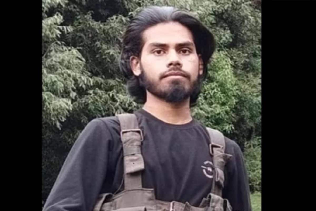 ജമ്മു കശ്മീരിൽ സുരക്ഷാ സേനയുമായുണ്ടായ ഏറ്റുമുട്ടലിൽ കൊല്ലപ്പെട്ട ഭീകരൻ പാകിസ്ഥാൻ സ്വദേശി; ലഷ്കറെ തൊയ്ബ അംഗം