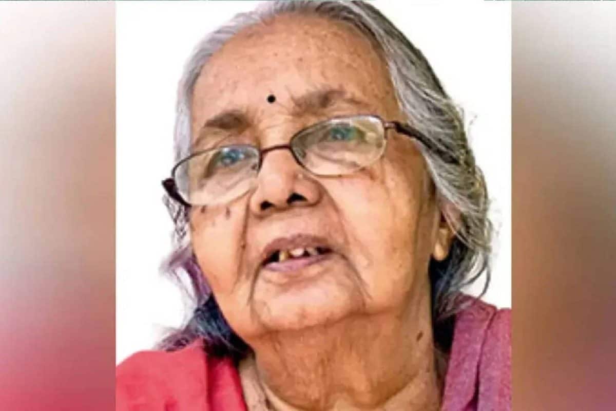 ഭർത്താവിന്റെ ദുരൂഹമരണത്തിന് പിന്നിലെ കാരണം അറിയാതെ മുടി കെട്ടില്ലെന്ന് ശപഥം; റിട്ട. പഞ്ചായത്ത് സൂപ്രണ്ട് താരാ വിജയൻ അന്തരിച്ചു