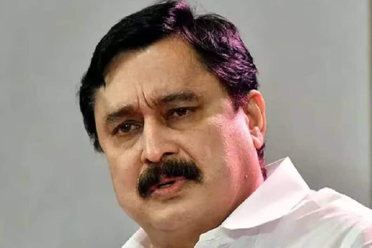 മെസ്സിയുടെ പേരിലെ തട്ടിപ്പ്: മുൻ മന്ത്രി വി.അബ്ദുറഹിമാനെ എസ്ഐടി 3 മണിക്കൂർ ചോദ്യംചെയ്തു