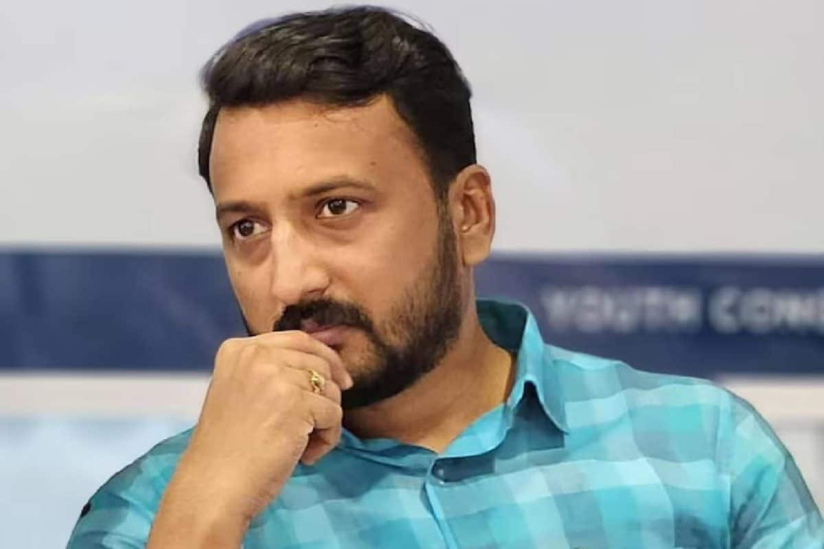 അടൂരിലെ ഡിവൈഎഫ്ഐ - യൂത്ത് കോൺഗ്രസ് സംഘർഷം; രാഹുൽ മാങ്കൂട്ടത്തിൽ ഒന്നാം പ്രതി