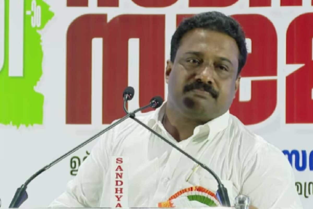അനധികൃത നിയമനം;കോൺഗ്രസ് നേതാവ് ബി.ആർ.എം. ഷഫീറിന്റെ ഭാര്യ സീമാറ്റ് റിസർച്ച് ഓഫീസർ സ്ഥാനം രാജിവച്ചു