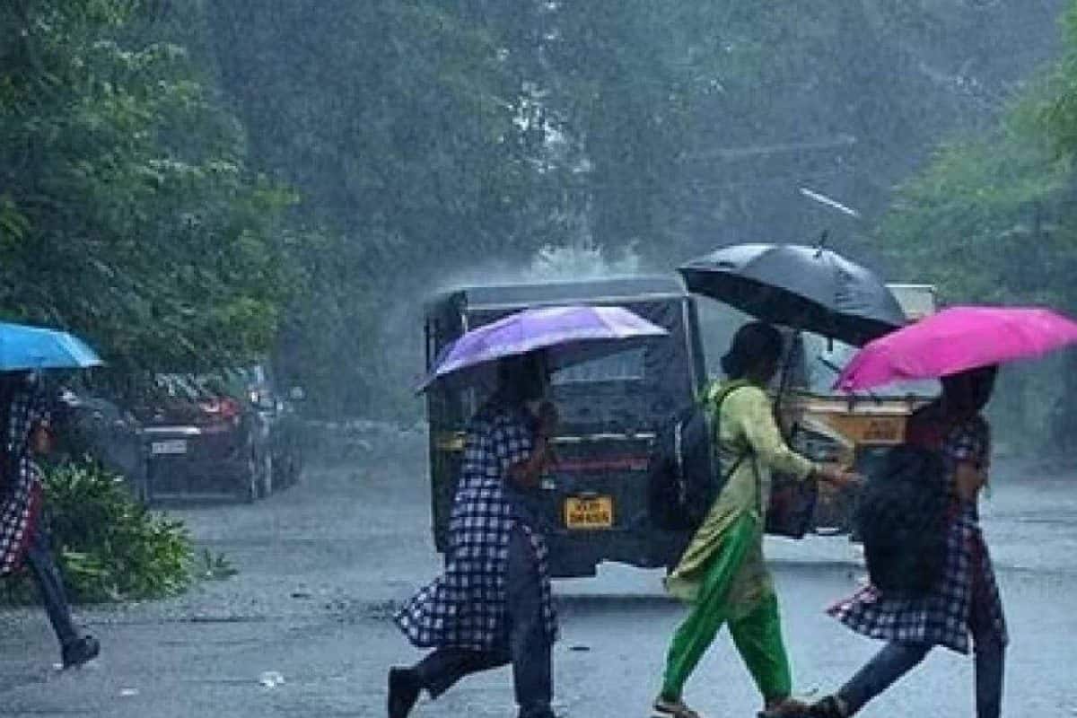 കനത്ത മഴ:3 ജില്ലകളിലെ വിദ്യാഭ്യാസ സ്ഥാപനങ്ങൾക്ക് ഞായർ അവധി