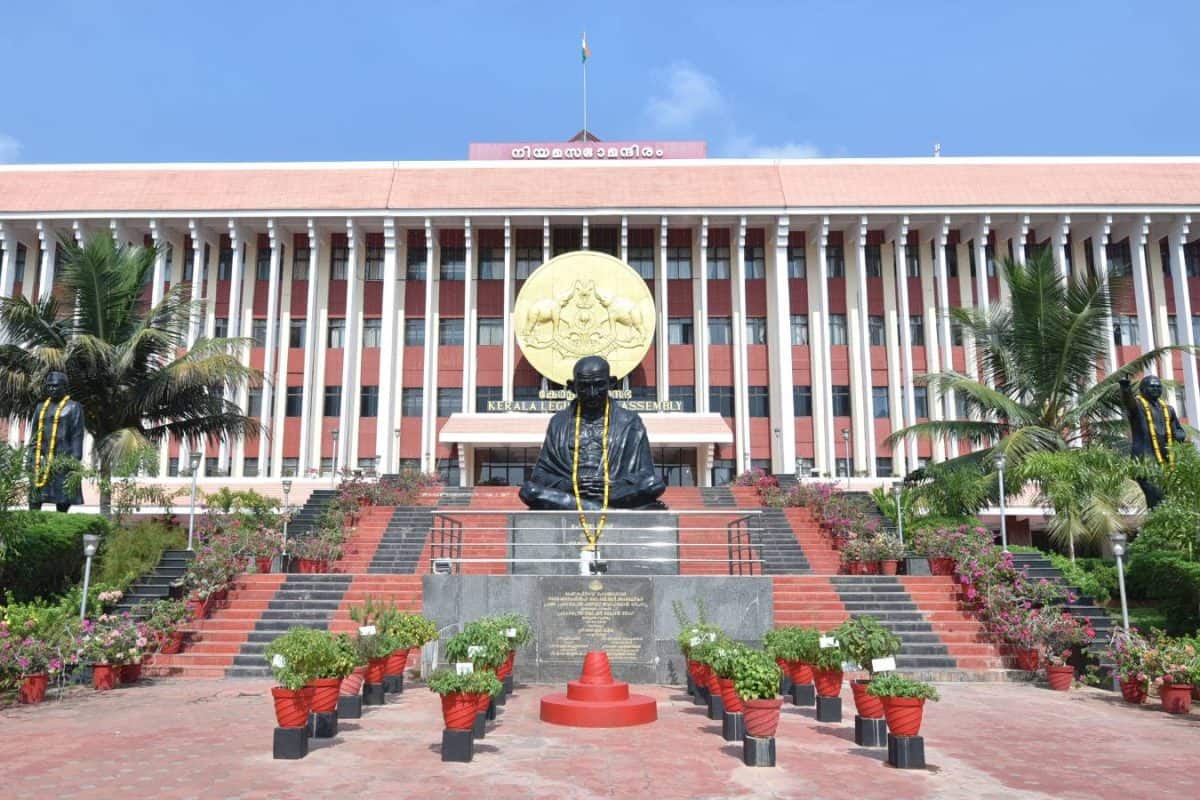 വയോധികരെ ഉപദ്രവിച്ചാൽ 3 വർഷംവരെ തടവ് ; സ്വത്ത് കൈക്കലാക്കാൻ ശ്രമിച്ചാലും കടുത്ത നടപടി: ഭേദഗതി ബിൽ നിയമസഭയിലേക്ക്