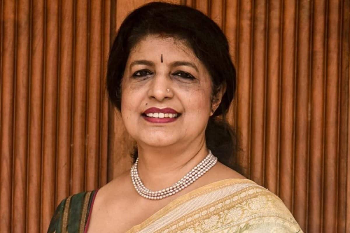 കൃപ ആൽവ;കർണാടക കോൺഗ്രസിനെ പിടിച്ചുലച്ച ഒളിക്യാമറ വിവാദത്തിൽ പുറത്താക്കിയ മുതിർന്ന വനിതാ നേതാവ്