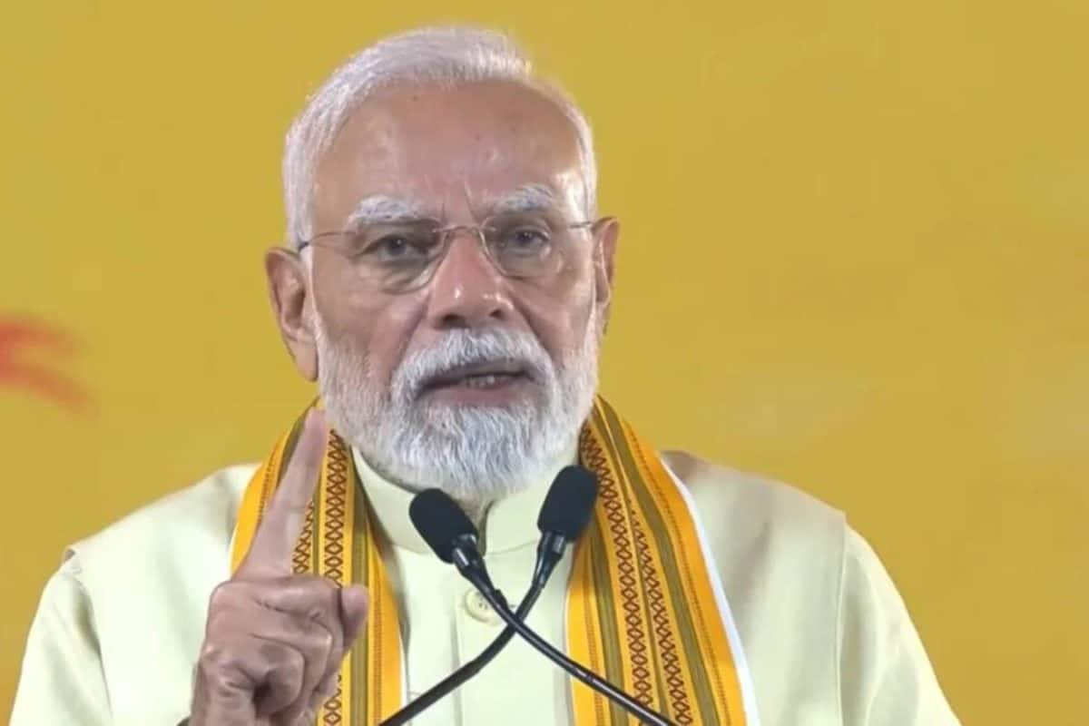 'ഇന്ത്യയുടെ ശത്രുക്കളെ തിരിച്ചറിഞ്ഞ് പരാജയപ്പെടുത്തണം' വിജയദശമി ദിനത്തിൽ ശക്തമായ സന്ദേശവുമായി പ്രധാനമന്ത്രി മോദി