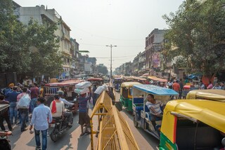 Bara tooti chowk, Sadar Bazar in Delhi. India largest and perhaps most congested wholesale market of household goods.Copyright (c) 2021 PradeepGaurs/Shutterstock.