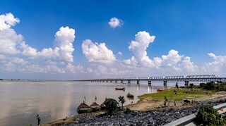JP SETU (DIGHA SONEPUR) BIHAR Copyright (c) DEEPAK_VICKY / Shutterstock
