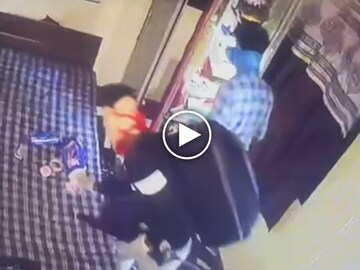 एक्स-बॉयफ्रेंडच्या मदतीने पतीच्या घरात चोरी, नागपूरच्या पोरीचा प्रताप एक्स-बॉयफ्रेंडच्या मदतीने पतीच्या घरात चोरी, नागपूरच्या पोरीचा प्रताप