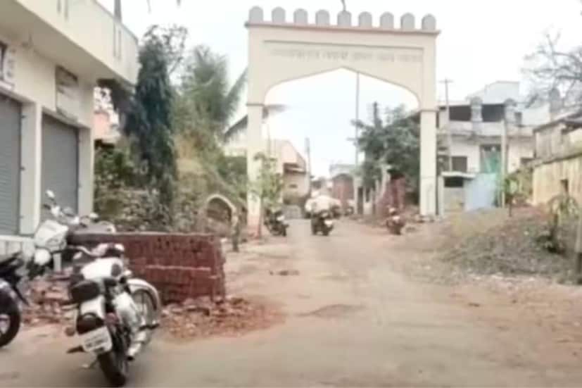 सोने -चांदीच्या व्यवसायानिमित्त गावातील लोक देशभर विखुरलेले आहेत. तरीही ते शाकाहारी आहेत. गावा येणारी सुनबाई या शाकाहारी राहतात. मुलगी पसंती आल्यानंतर मुलीस सांगितले जाते की शाकाहारी राहवे लागले. होकार आल्यानंतर पुढील बोलणी होते. शेकडो वर्षांपासून गाव शाकाहारी असल्याच गावातील ज्येष्ठ नागरिक हिम्मतराव विठ्ठल पाटील यांनी सांगितले.
