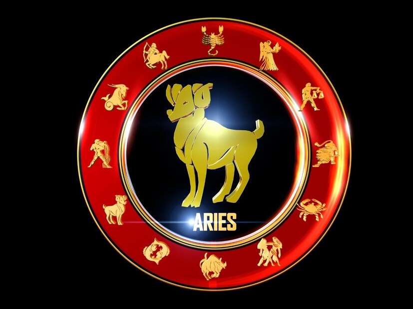 मेष (Aries) : आज मंगळवारचा दिवस नवी आशा आणि नवीन ऊर्जेचा आहे. तुमच्यात वेगळाच आत्मविश्वास दिसेल. कार्यक्षेत्रात तुमच्या प्रयत्नांचं फळ मिळण्याची शक्यता आहे. तुमच्या कष्टांची कदर केली जाईल आणि उच्चाधिकाऱ्यांकडून कामाचं कौतुक होईल. नातेसंबंधात सुधारणा होण्याची शक्यता आहे. त्यामुळे मानसिक स्थिती सुधारेल. स्वत:साठी थोडा वेळ काढा. तुम्हाला आनंद देणाऱ्या गोष्टी करा. सकारात्मक दृष्टिकोन फायद्याचा ठरेल. कृती आणि भावनांमध्ये सलोखा ठेवा. त्यामुळे सहजपणे उद्दिष्टं गाठू शकाल.Lucky Number: 12
Lucky Color: Dark Green
