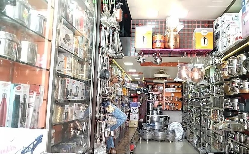 जर्मनची भांडी हे 350 ते 650 रुपये किलो आहेत. स्टीलची भांडी 250 ते 600 प्रति किलो आहेत. पितळाची भांडी 750 ते 1500 प्रति किलो आहेत. तांब्याची भांडी 950 ते 2000 प्रति किलोने भेटतात. कासाची भांडी ही 2000 ते 4000 प्रति किलोने भेटतात.