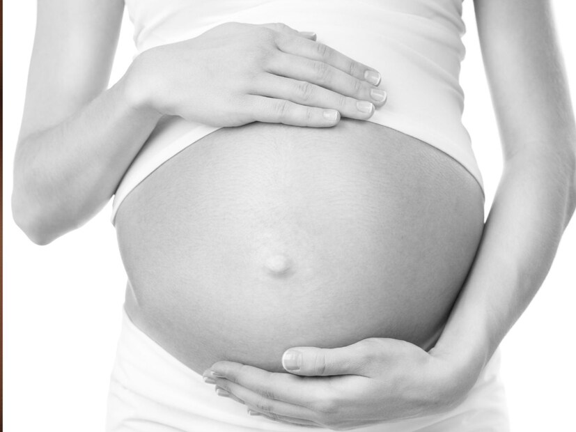 पण तुम्हाला आश्चर्य वाटेल एक महिला जिने आपल्या पतीसोबत रोमान्स केला आणि ती लगेच प्रेग्नंट झाली. इतकंच नव्हे तर तिची प्रेग्नन्सी फक्त एक तासाची म्हणजे तासाभरातच तिने बाळालाही जन्म दिला. (प्रतीकात्मक फोटो)