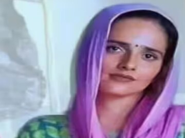 ते म्हणाले, सीमा हैदर खरोखर निर्दोष असतील, त्या गुप्तहेर असल्याचे कोणतेही पुरावे मिळाले नाहीत आणि त्यांना भारतीय नागरिकत्व देण्यात आलं, तर... ते म्हणाले, सीमा हैदर खरोखर निर्दोष असतील, त्या गुप्तहेर असल्याचे कोणतेही पुरावे मिळाले नाहीत आणि त्यांना भारतीय नागरिकत्व देण्यात आलं, तर...