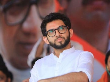 आदित्य ठाकरेंनी साधला भाजपवर निशाणा 