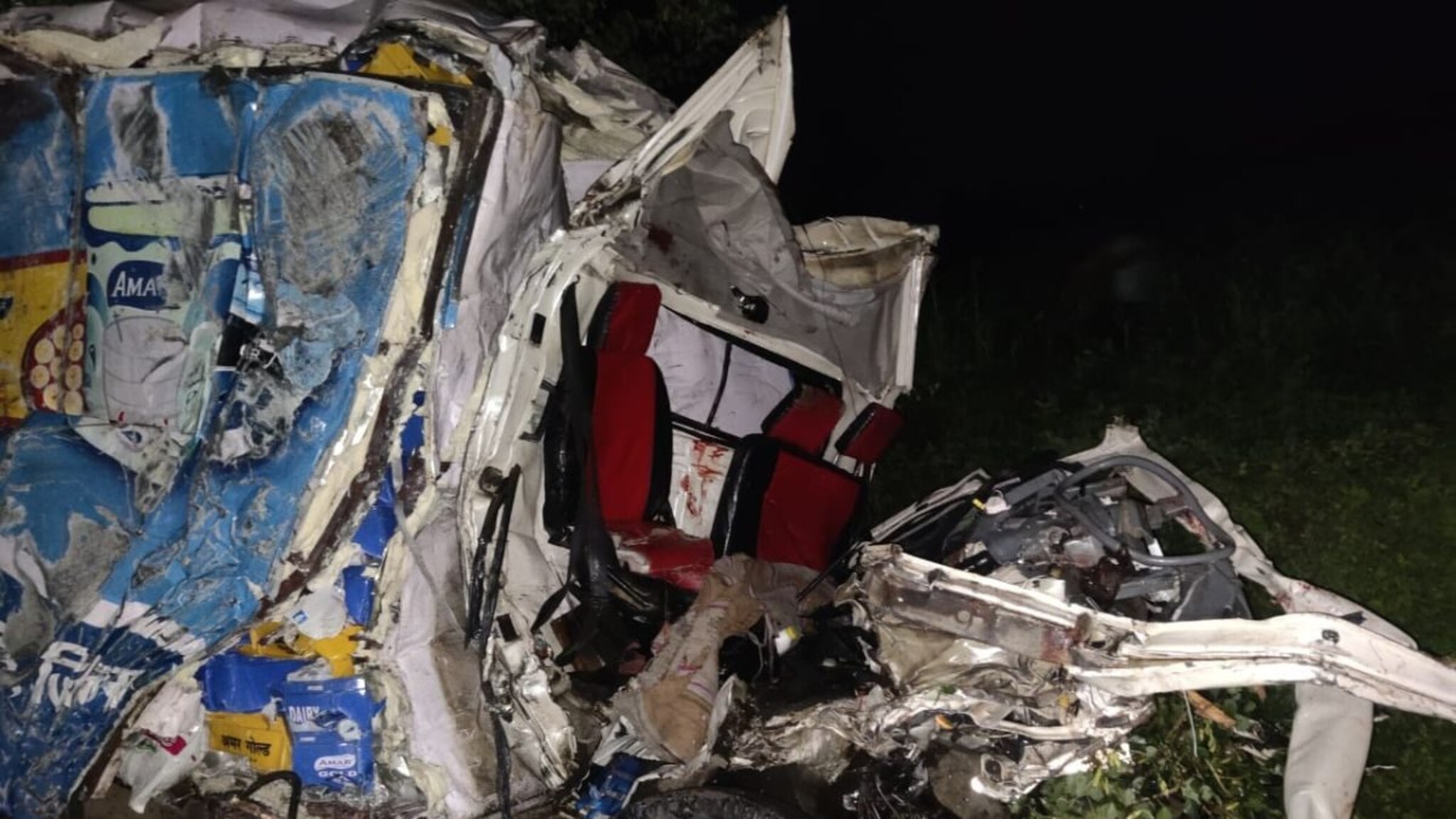 मलकापूरमध्ये ट्रक-टँकरची समोरासमोर धडक, भीषण अपघातात दोघांचा मृत्यू