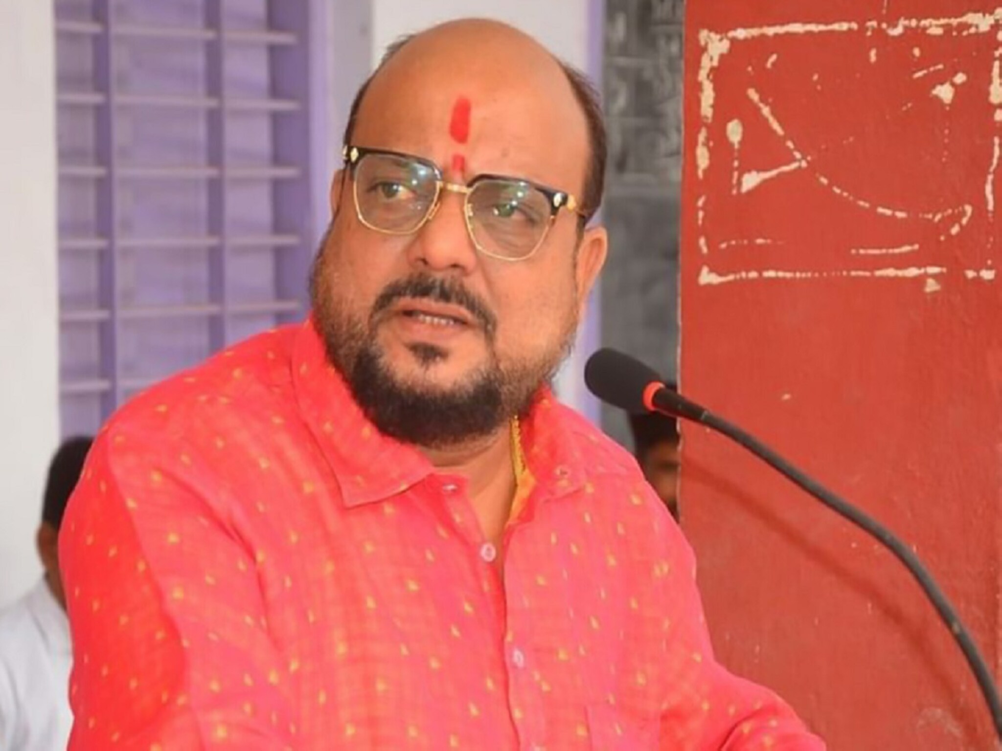 'पाणीपुरवठा खात कोणी घेत नव्हतं, कारण' गुलाबराव पाटलांचं जळगावात धक्कादायक विधान