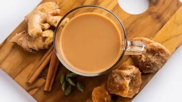 गुळाचा चहा बनवताना फाटतो? वापरा या 5 सोप्या टिप्स, फक्कड चहाचा घेता येईल  आस्वाद | लाइफस्टाईल - News18 मराठी