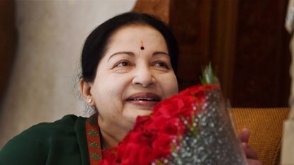 जयललितांबद्दलच्या या गोष्टी तुम्हाला माहिती आहेत? जयललितांबद्दलच्या या गोष्टी तुम्हाला माहिती आहेत?