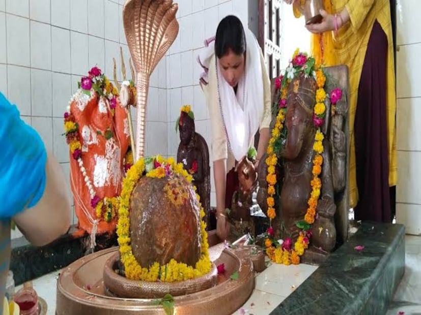 (सूचना : येथे दिलेली माहिती धार्मिक श्रद्धेवर आधारित आहे. याला कोणताही शास्त्रीय पुरावा नाही. न्यूज 18 मराठी त्याची हमी देत नाही.)