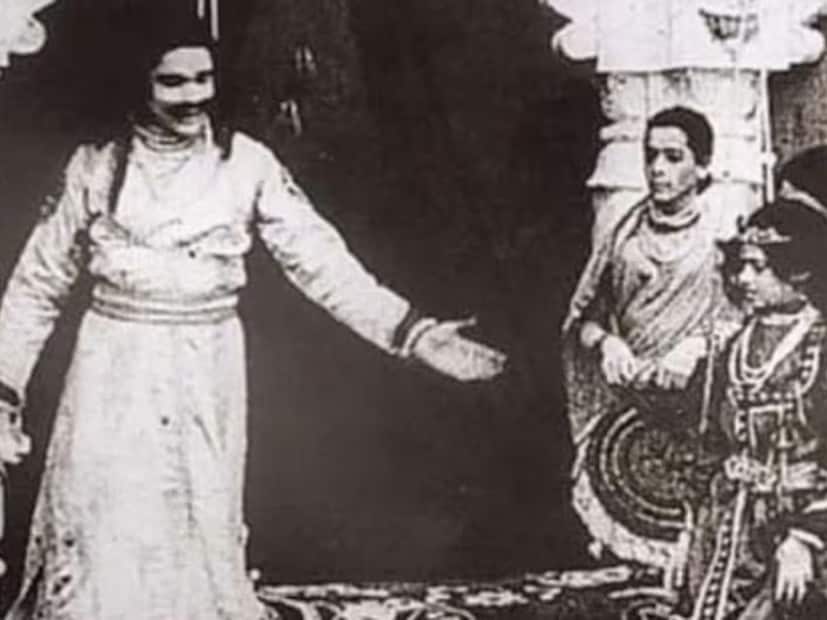 चित्रपट, नाटक, मालिकांशी निगडीत अशाच काही इंटेरेस्टिंग प्रश्नांची उत्तरं जाणून घेण्यासाठी News18marathi.comला नक्की भेट द्या. 