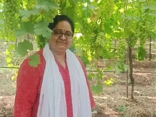 गणिताची शिक्षिका झाली शेतकरी 