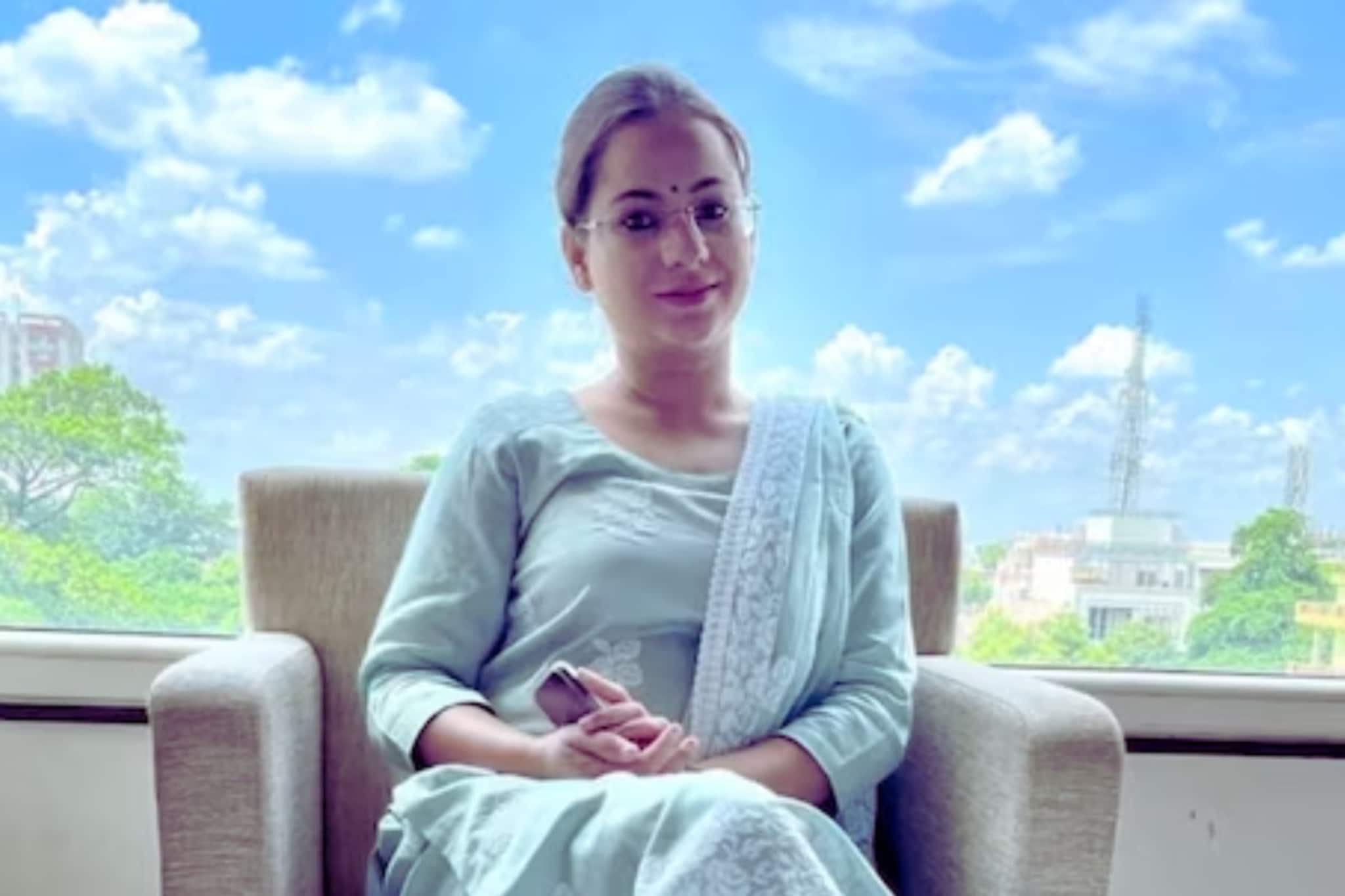 स्पर्धा परीक्षेचं सिक्रेट उमगलं; DCP झालेल्या महिला अधिकाऱ्याची यशोगाथा