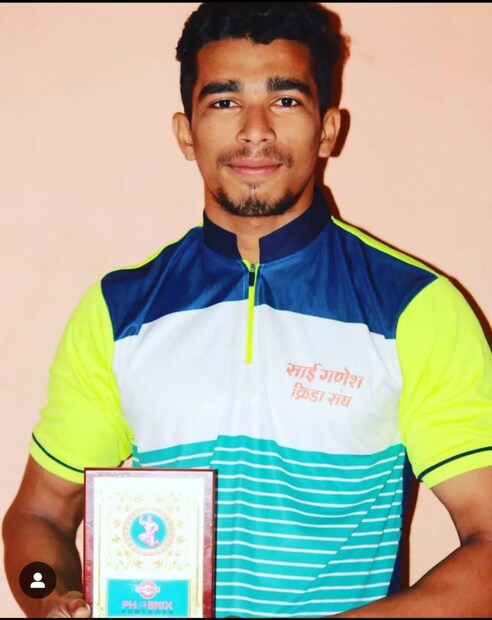 अजिंक्य कदमला काल म्हणजेच 4 सप्टेंबर रोजी सकाळी अचानक अस्वस्थ वाटायला लागलं होतं. छातीत दुखत असल्याचं त्याने कुटुंबियांना सांगितलं. 