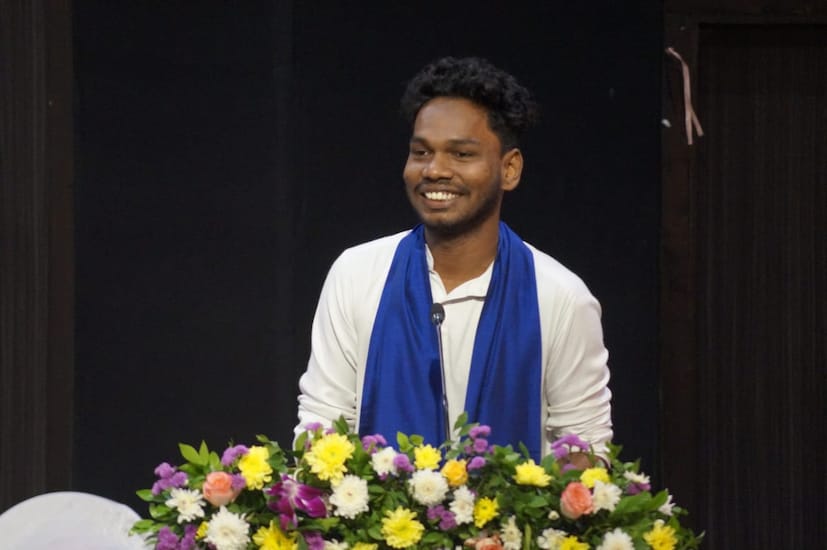आयुष्यात यशस्वी होण्यासाठी परिस्थिती कधीही अडथळा ठरू शकतं नाही. जिद्द, चिकाटी आणि मेहनतीच्या बळावर तुम्ही कितीही अशक्यप्राय वाटणारं यश खेचून आणू शकता. हेच जालना जिल्ह्यातील परतुरचा बांधकाम कामगाराचा मुलगा अंबादास म्हस्के याने सिद्ध करून दाखवलंय.