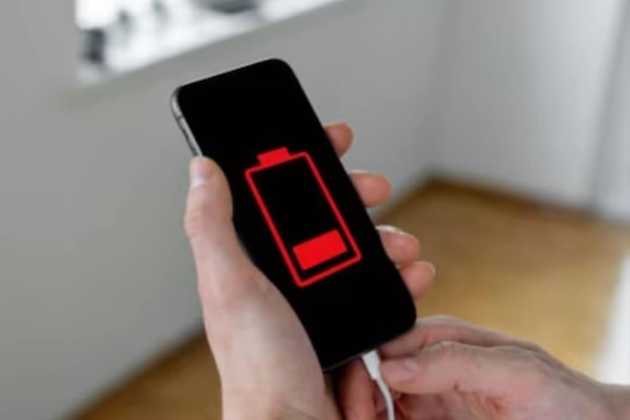 iOS 17 अपडेटनंतर जुन्या आयफोन्सच्या बॅटरीज झपाट्याने उतरतायं, काय आहे कारण?