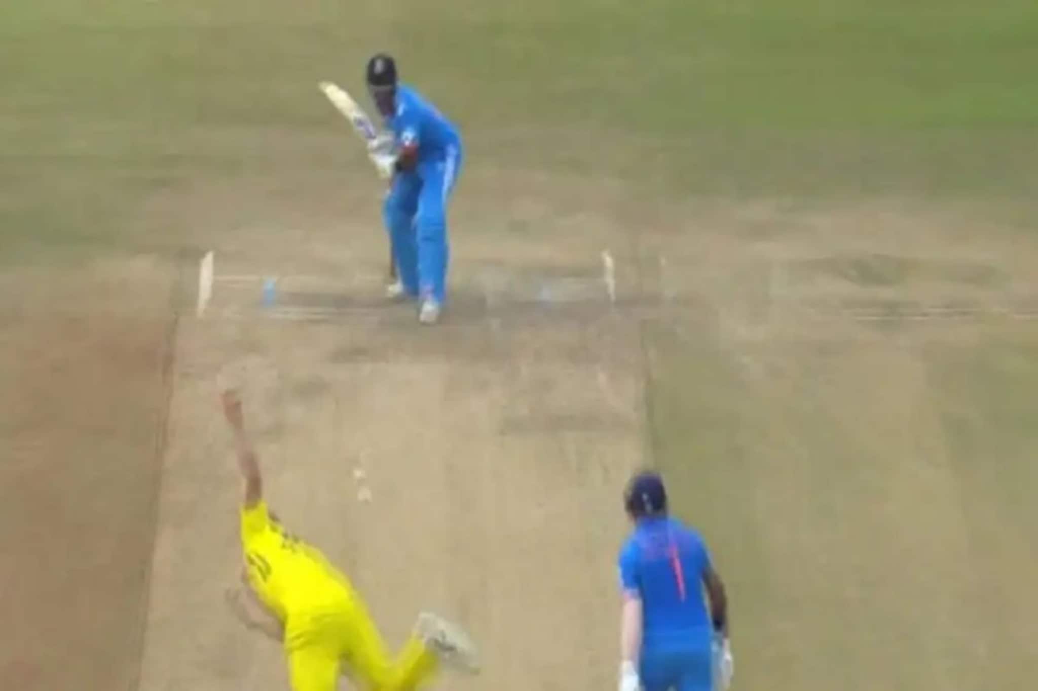 Video : 6,6,6,6! क्या बात है सुर्यकुमार, कॅमरून Shocked, तोडला विराटचा रेकॉर्ड