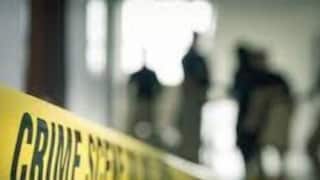 प्रेमी युगुलाने चिरला एकमेकांचा गळा प्रेमी युगुलाने चिरला एकमेकांचा गळा