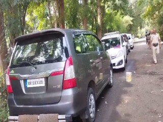 (धुळ्यात कुणाल पाटील यांच्या सूतगिरणीवर छापा)