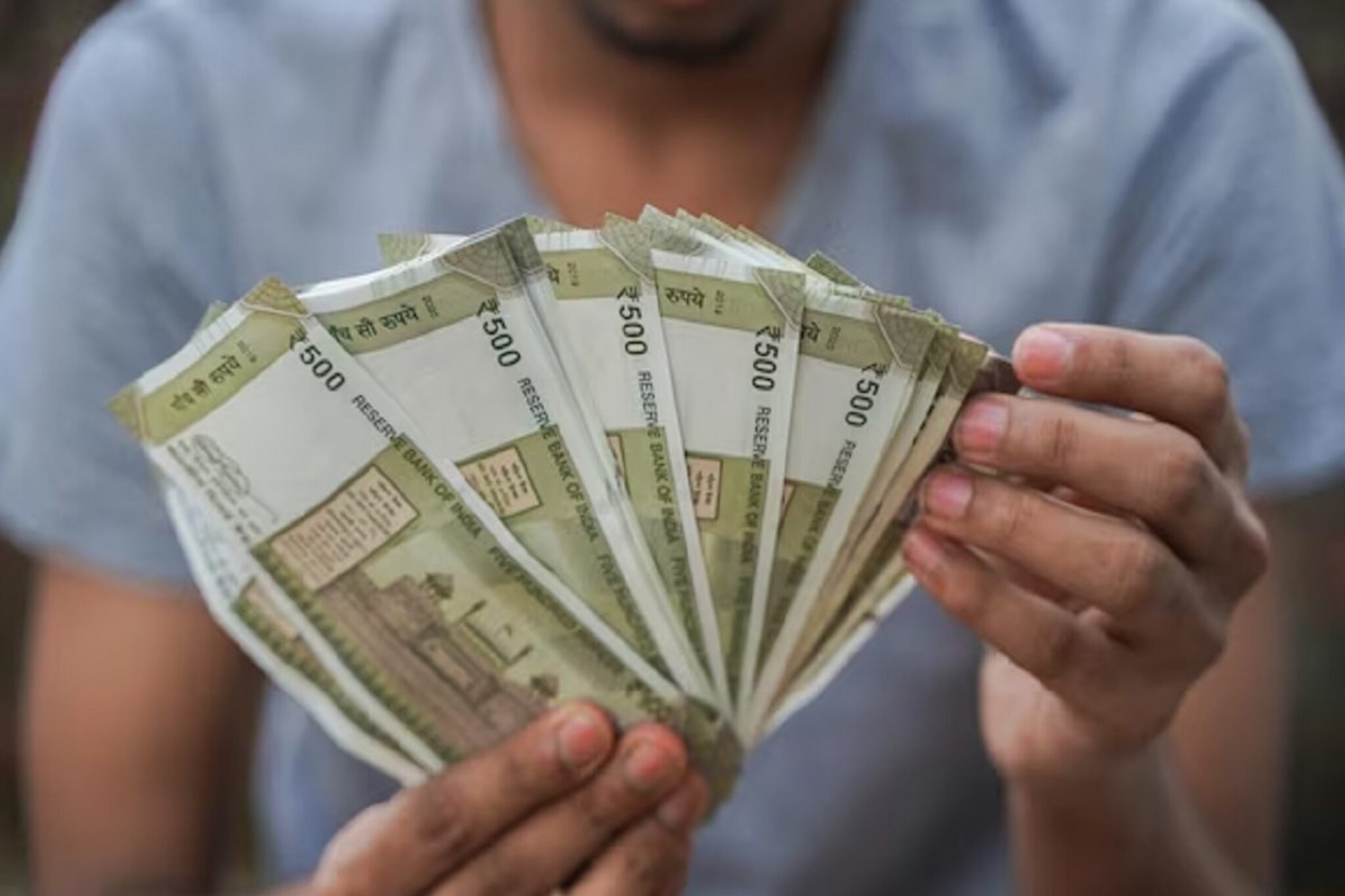 Diwali 2023: फार कमी वयातच श्रीमंत होतात या राशीचे लोक!