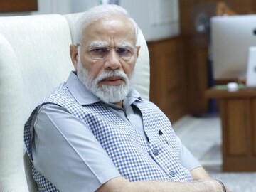 (पंतप्रधान नरेंद्र मोदी) (पंतप्रधान नरेंद्र मोदी)