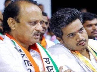 कंत्राटी भरतीवरून रोहित पवारांचा अजितदादांवर निशाणा कंत्राटी भरतीवरून रोहित पवारांचा अजितदादांवर निशाणा