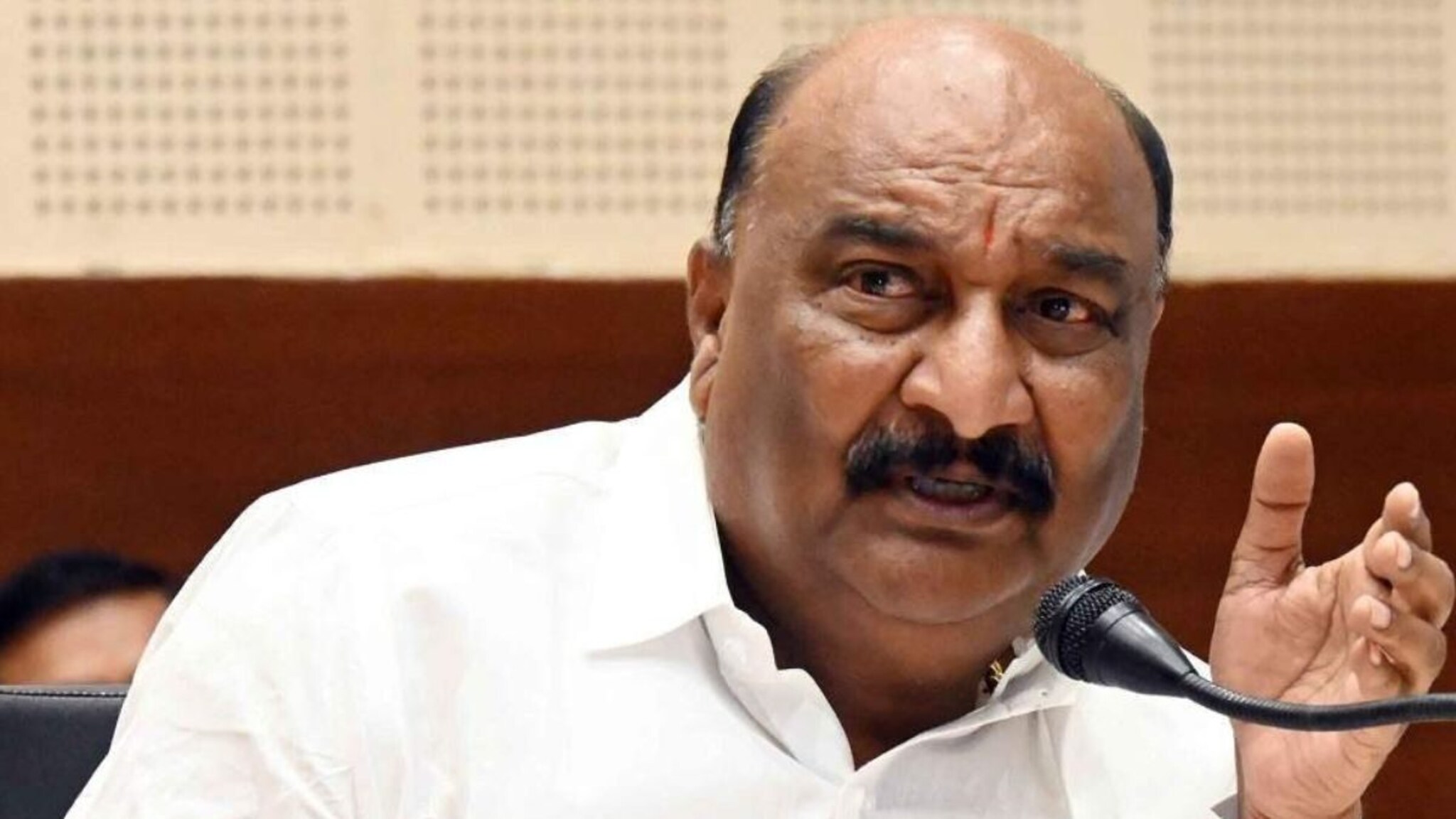 भुमरेंचा राऊतांना खोचक टोला, म्हणाले उद्धव ठाकरेंना खूश करण्यासाठी...