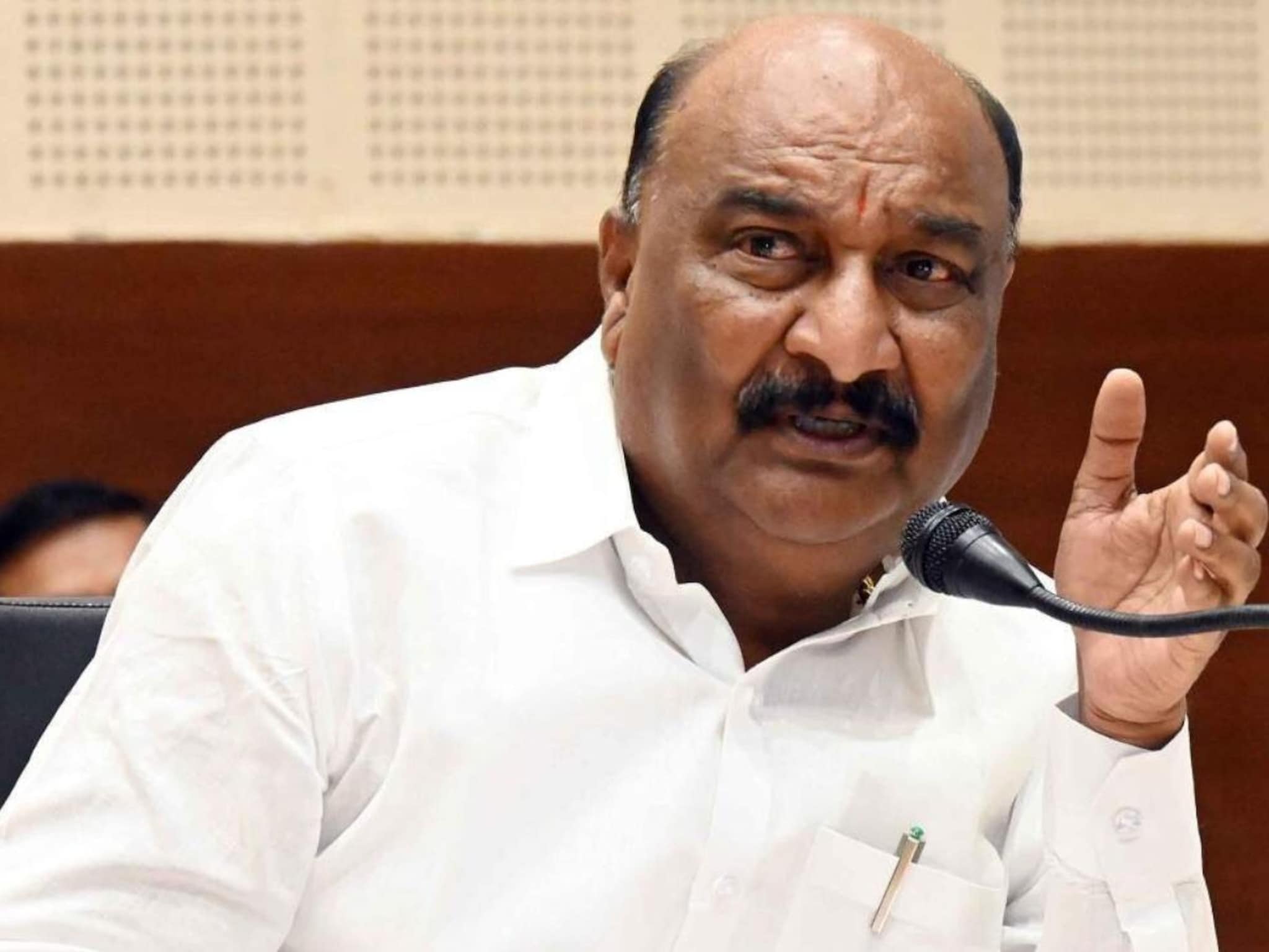 भुमरेंचा राऊतांना खोचक टोला, म्हणाले उद्धव ठाकरेंना खूश करण्यासाठी...