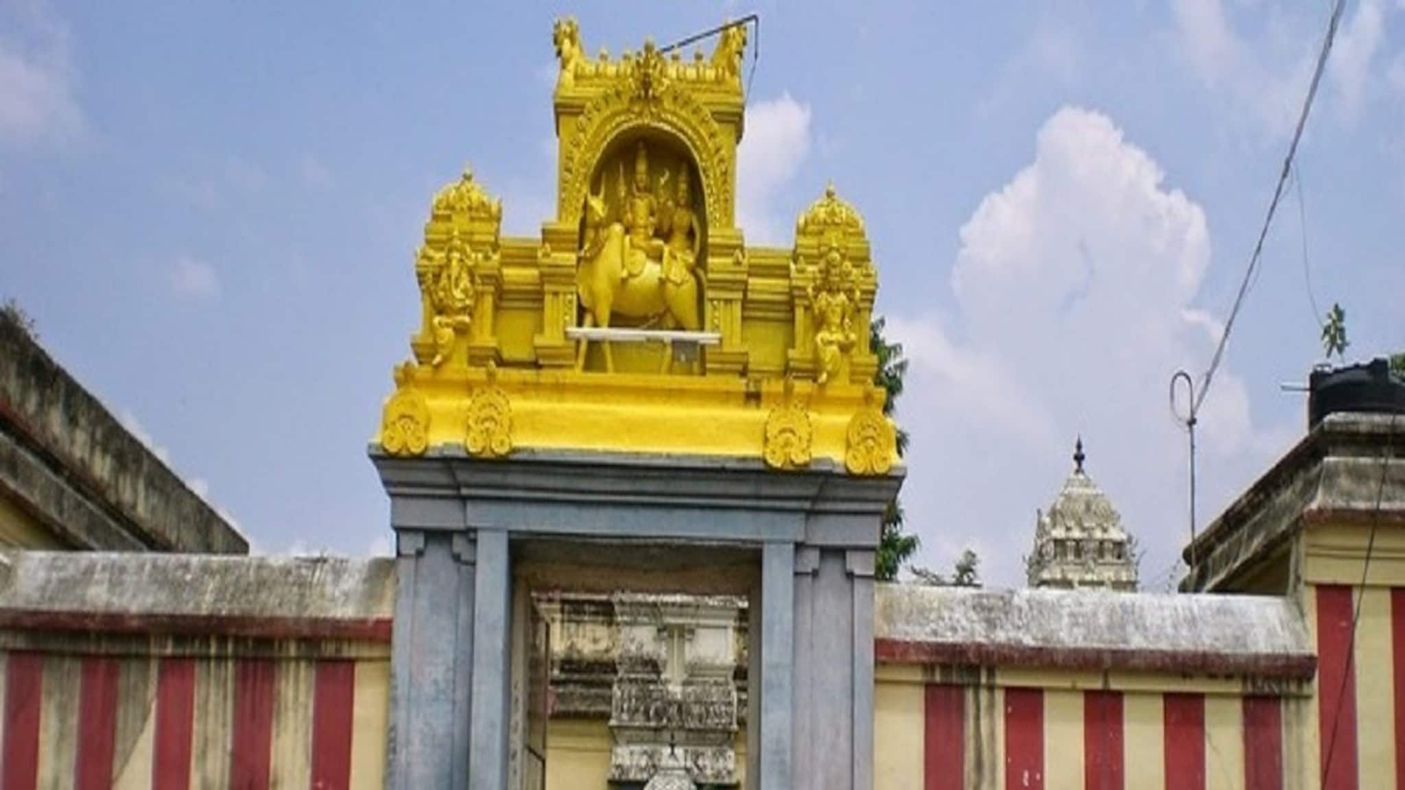 अद्भुत आहे हे गणेश मंदिर, इथं गणपती देतो 'मानवरूपात' दर्शन; पूजाही अशी की इतर कोणत्याच मंदिरात होत नाही