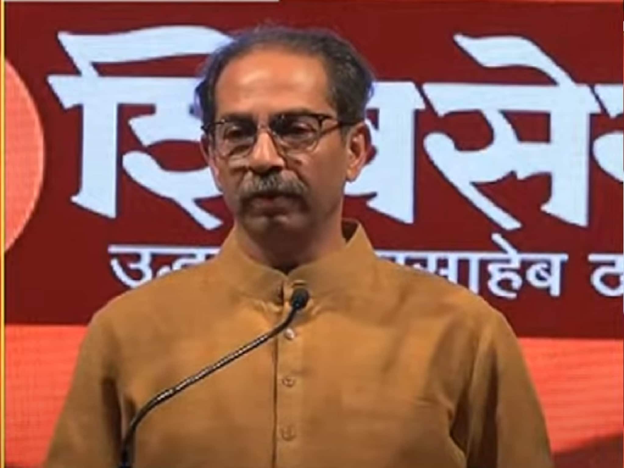 'बाळासाहेब शिवसेनेची काँग्रेस होऊ देणार नाही म्हणाले, पण...', ठाकरेंचा पलटवार