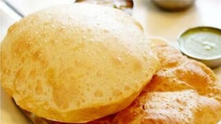 त्यांच्यामध्ये जो जास्त जेवतो, तो विजेता असतो.