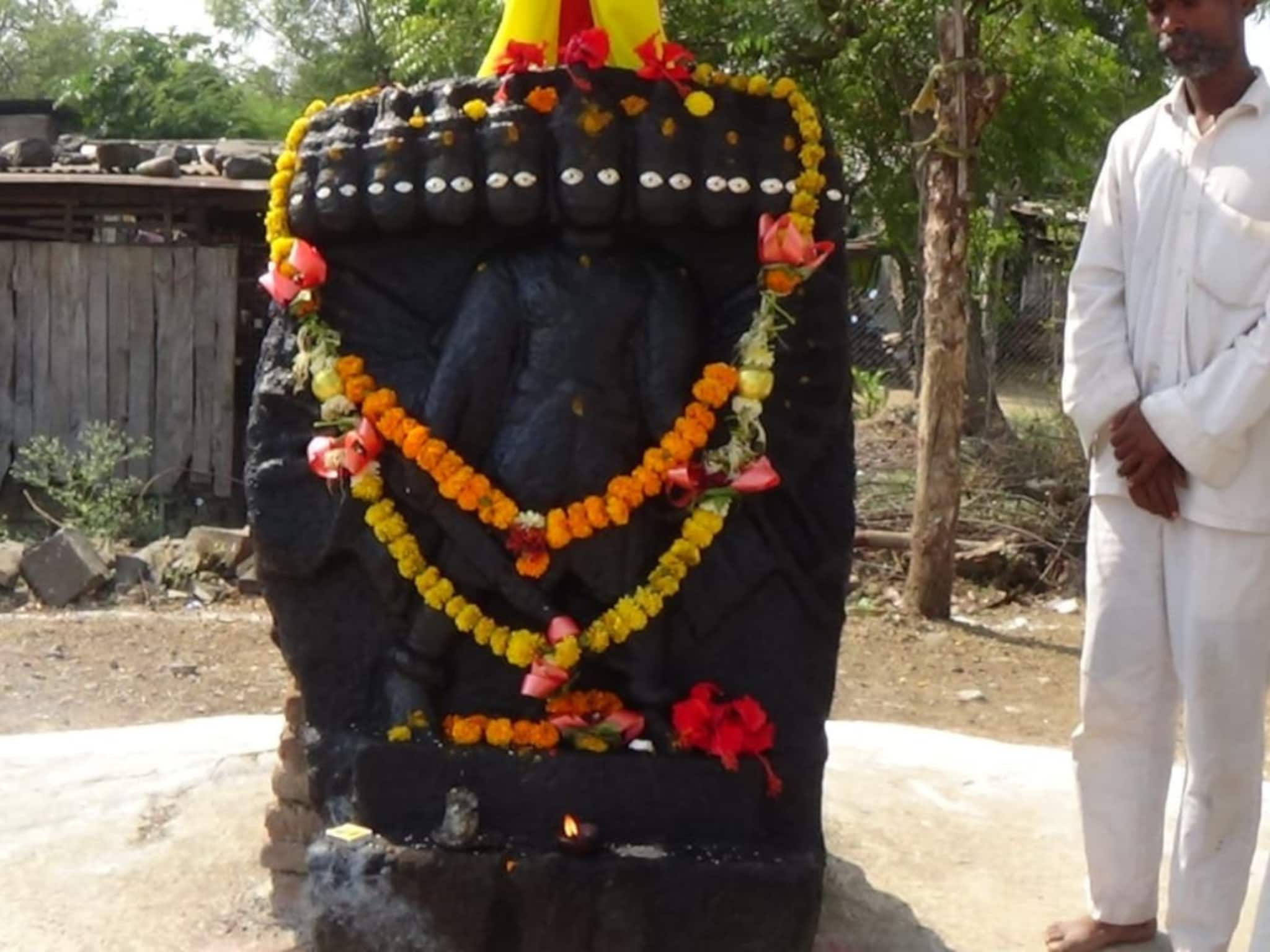 महाराष्ट्रातलं असं हे गाव जिथे होते रावणाची पूजा, काय आहे नेमकं कारण?