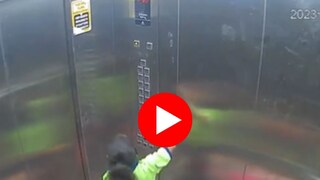 लिफ्टमध्ये 20 मिनिट अडकून राहिली चिमुकली