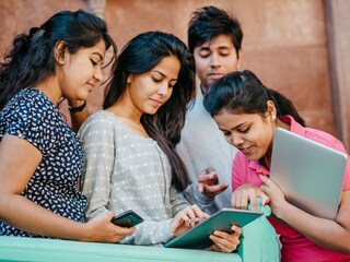 कला शाखेतून बारावी केल्यावर ‘या’ क्षेत्रात करू शकता करिअर कला शाखेतून बारावी केल्यावर ‘या’ क्षेत्रात करू शकता करिअर