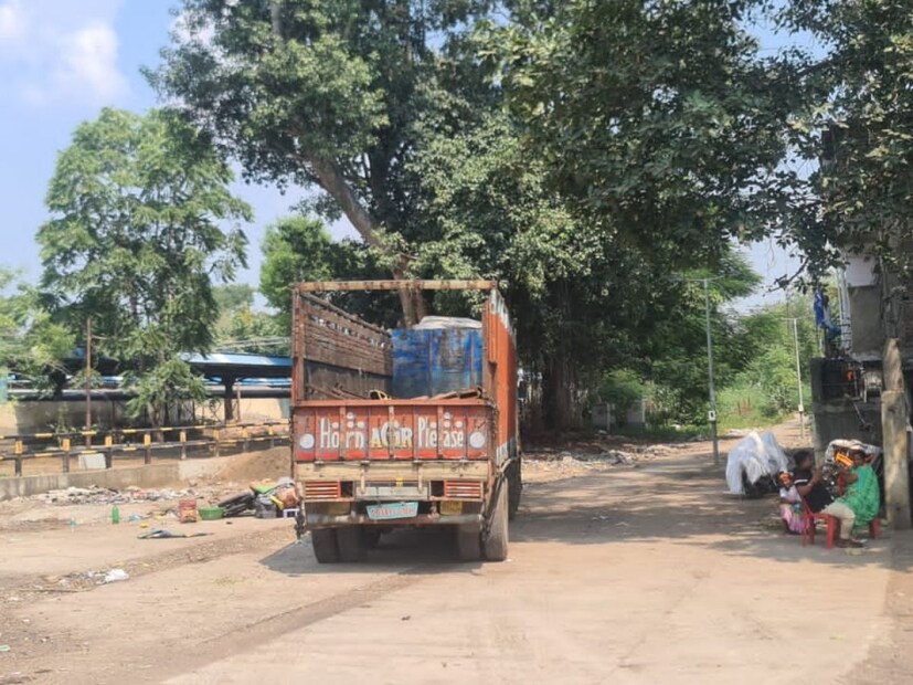 सुमारे 7 लाख 20 हजार किमतीचं लोखंड ट्रकद्वारे चोरी करण्यात आलं होतं