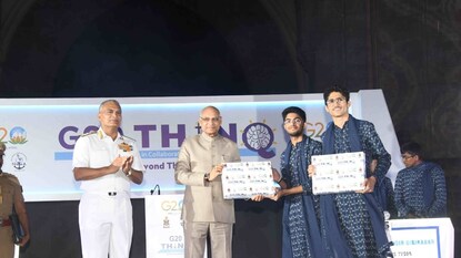 G20 THINQ च्या आंतरराष्ट्रीय फायनलचं इंडिया गेटवर आयोजन, गुरुग्रामच्या डीएव्ही स्कूलची फायनलमध्ये धडक G20 THINQ च्या आंतरराष्ट्रीय फायनलचं इंडिया गेटवर आयोजन, गुरुग्रामच्या डीएव्ही स्कूलची फायनलमध्ये धडक