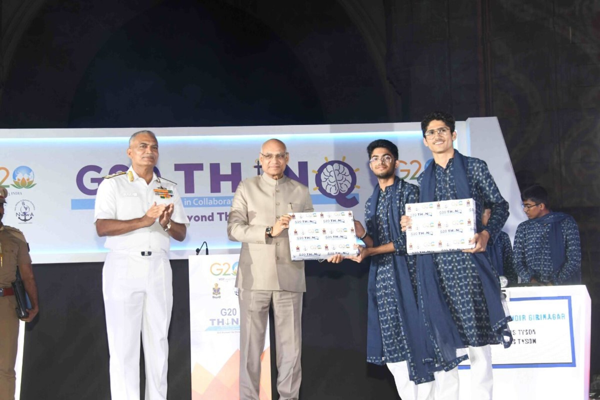 G20 THINQ फायनल इंडिया गेटवर, DAVच्या विद्यार्थ्यांना आंतरराष्ट्रीय टीमचं आव्हान