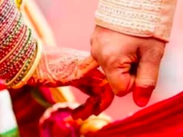 लग्नासाठी कुंडलीतील गुण जुळणं का महत्त्वाचं? इथं ओक्के असेल तरच उडवा बार