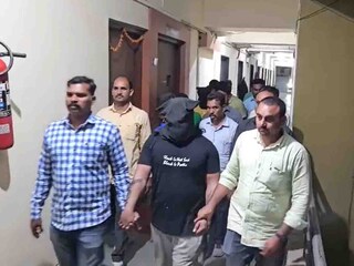 जळगावमध्ये चौघांना अटक 